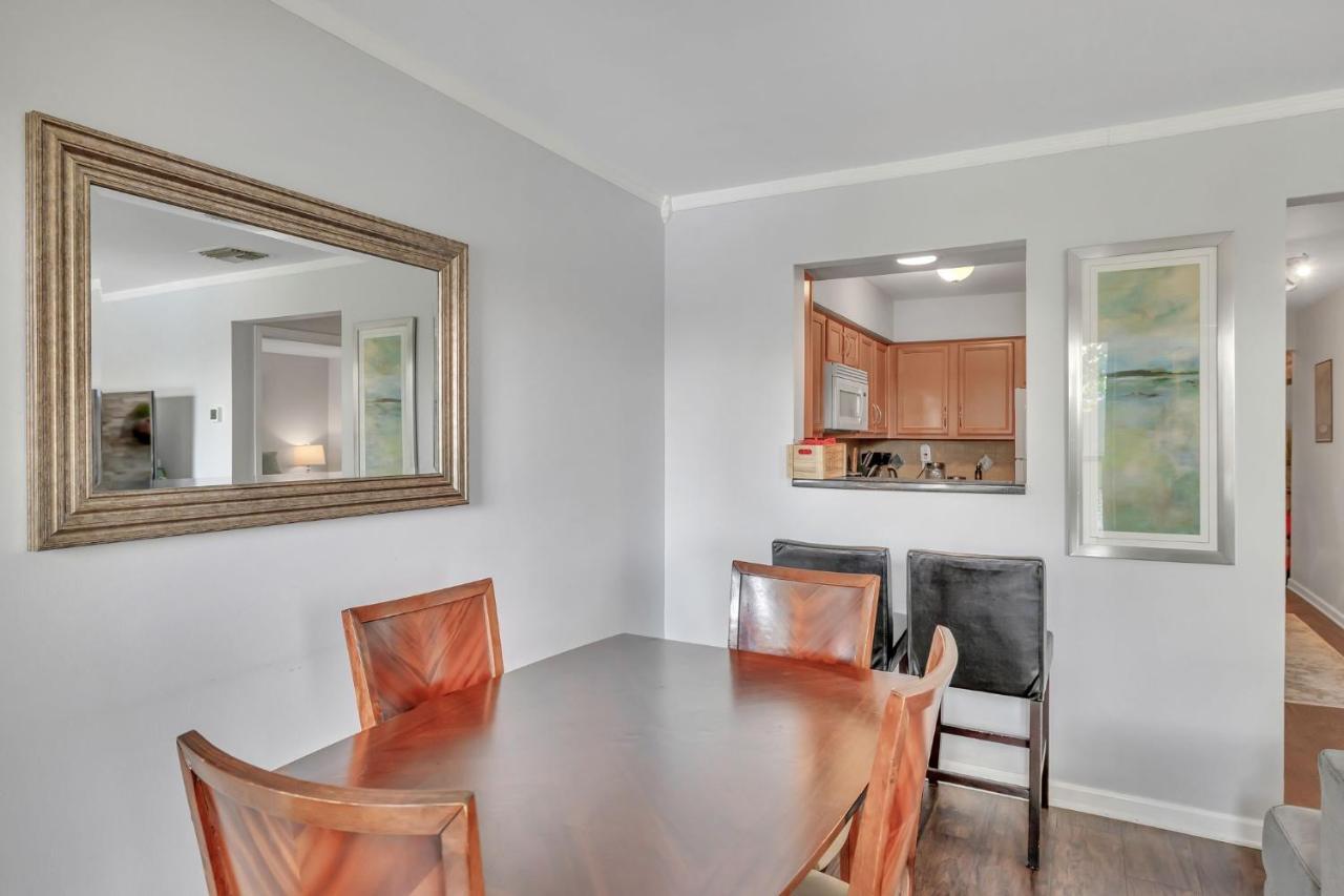 Nash Gold Private Condo - 2Bed, 2Bath, Sleep 6, 25 Min Walk To Broadway And All Nashville Attractions, Pool, Gym ภายนอก รูปภาพ